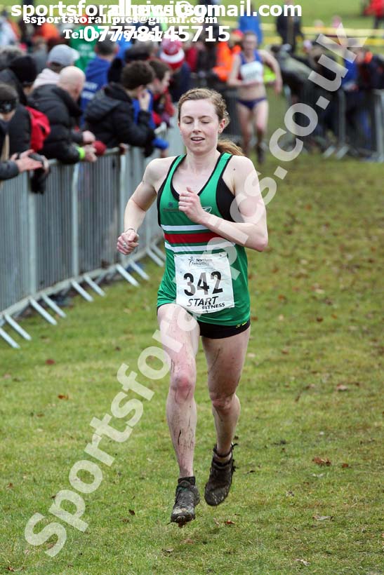 Senior womens Northern Cross Country Champs., Camp Hill Estate, Kirklington.  Photo: David T. Hewitson/Sports for All Pics